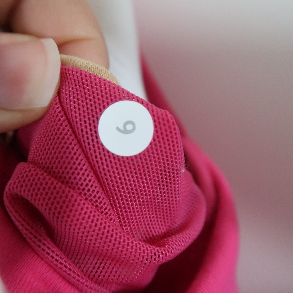 lululemon Scoop Neck Racerback Tank Pink White 6 - Picture 2 of 7